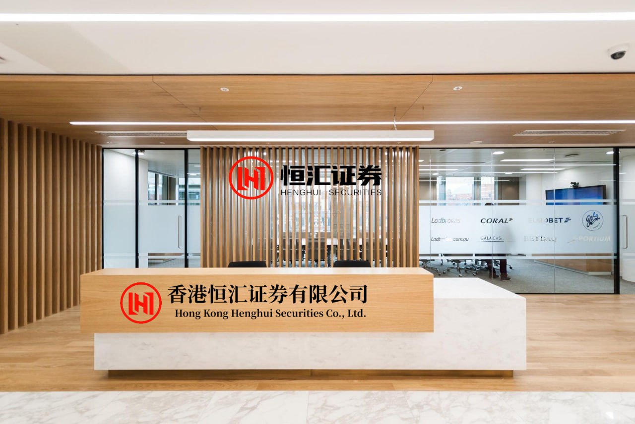 永崋证券 建筑师辞职环球旅行232天，画速写帮他找到新方向
